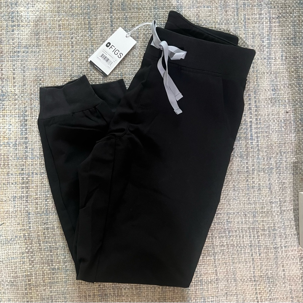 Figs Zamora joggers new with tags Small Petite